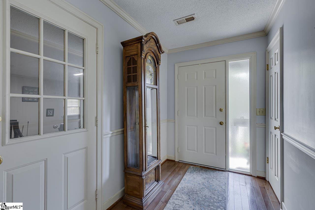 2 Club Pointe Taylors, SC 29687 - Photo 3 of 26 Gallery Image 3