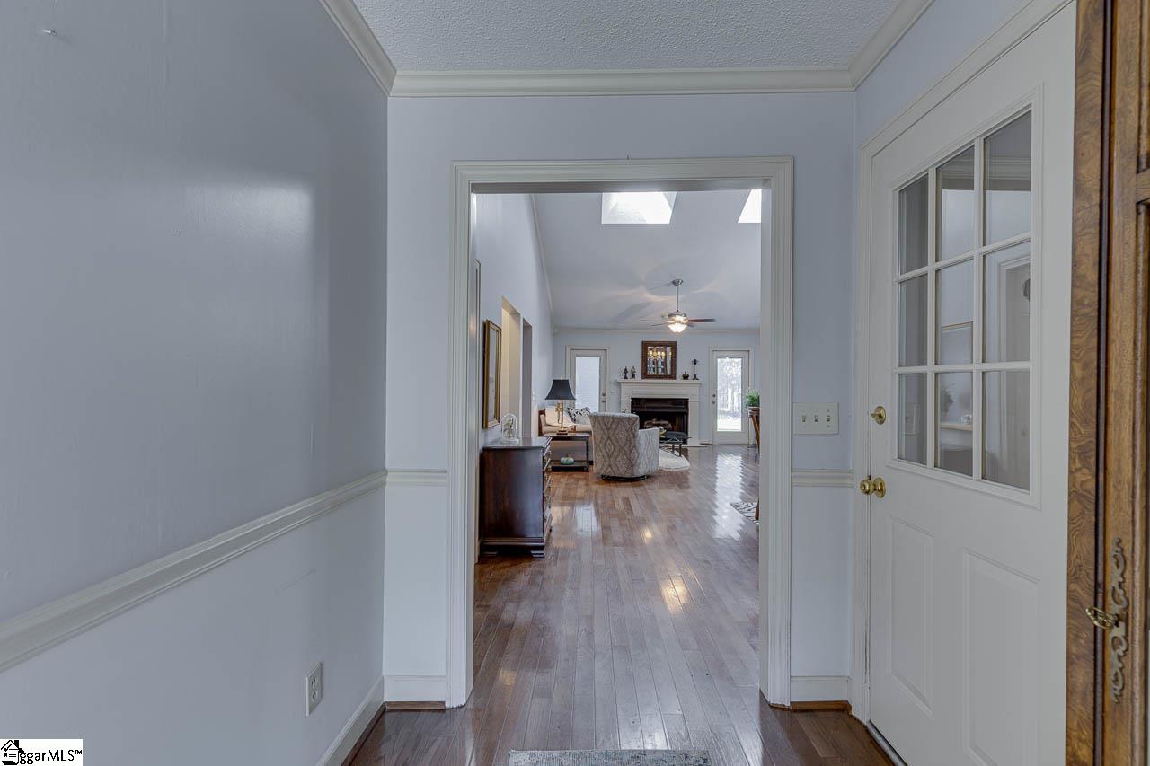 2 Club Pointe Taylors, SC 29687 - Photo 4 of 26 Gallery Image 4
