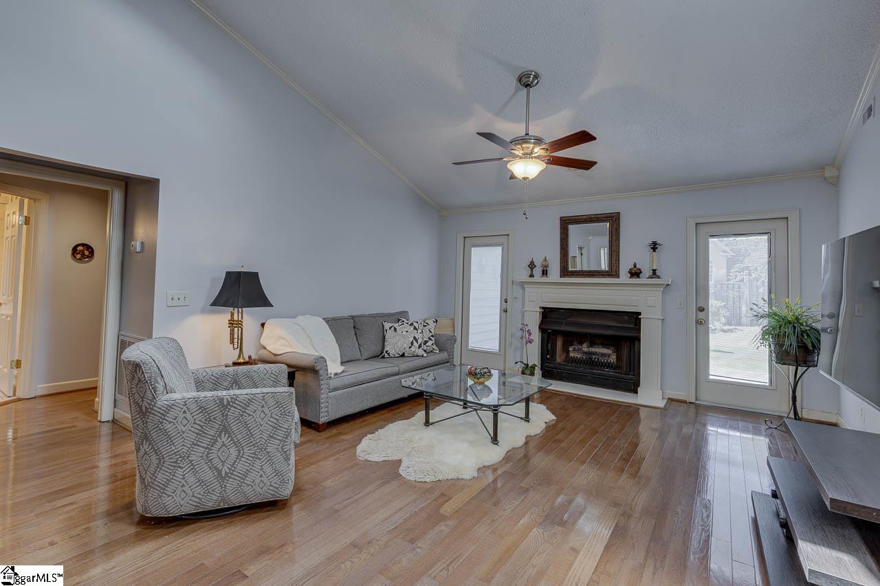 2 Club Pointe Taylors, SC 29687 - Photo 5 of 26 Gallery Image 5