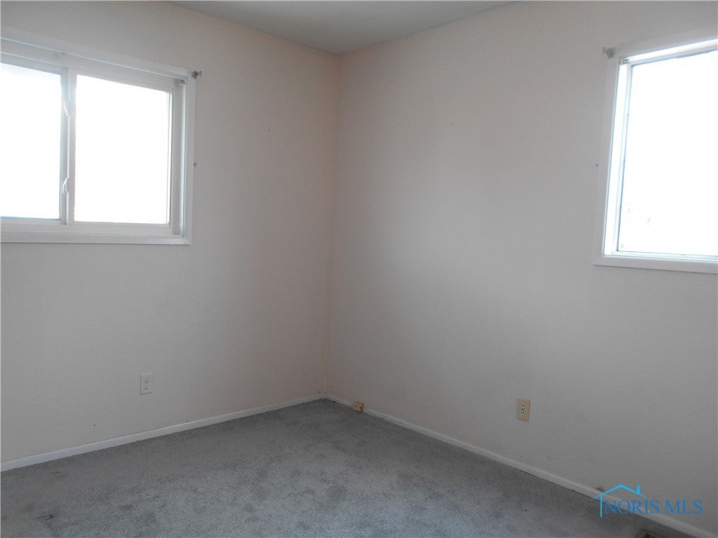 5947 Douglas Road Toledo, OH 43613 - Photo 7 of 13 Gallery Image 7