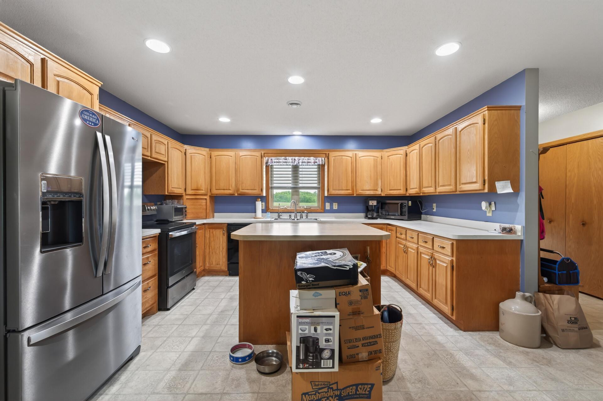 7725 Dolphin Road Princeton, MN 55371 - Photo 5 of 68