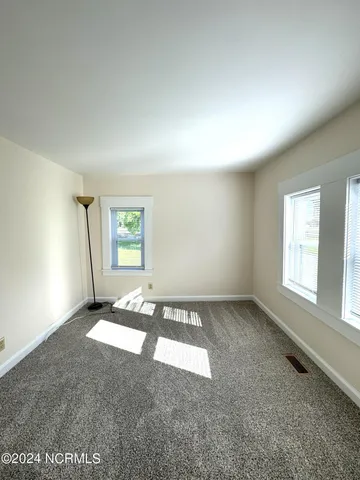 $1,250 | 2274 Dawson Cabin Road, Jacksonville, NC 28540