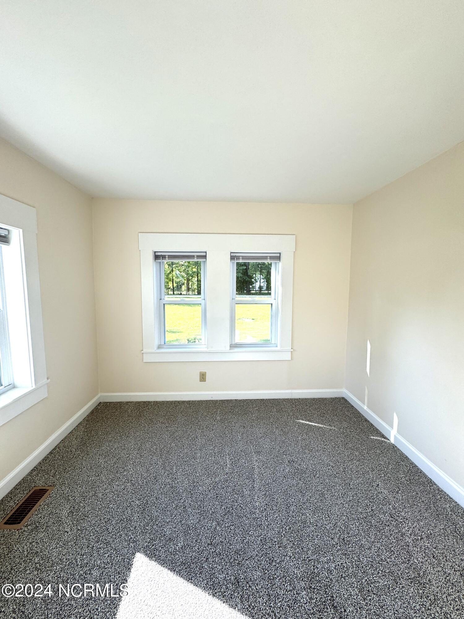 2274 Dawson Cabin Road Jacksonville, NC 28540 - Photo 23 of 29 20240516_123830082_iOS