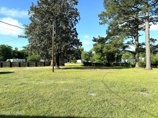 $1,250 | 2274 Dawson Cabin Road, Jacksonville, NC 28540