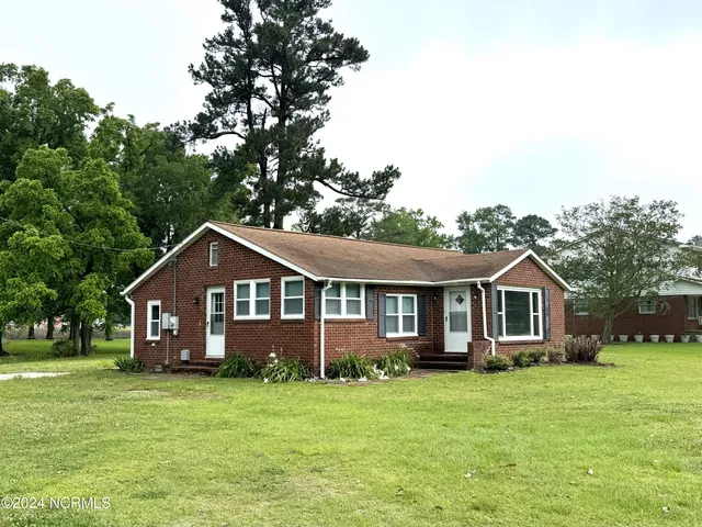 $1,250 | 2274 Dawson Cabin Road, Jacksonville, NC 28540