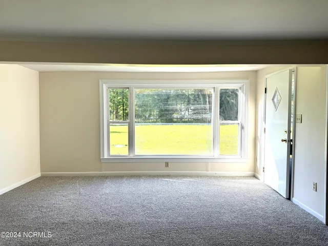 $1,250 | 2274 Dawson Cabin Road, Jacksonville, NC 28540