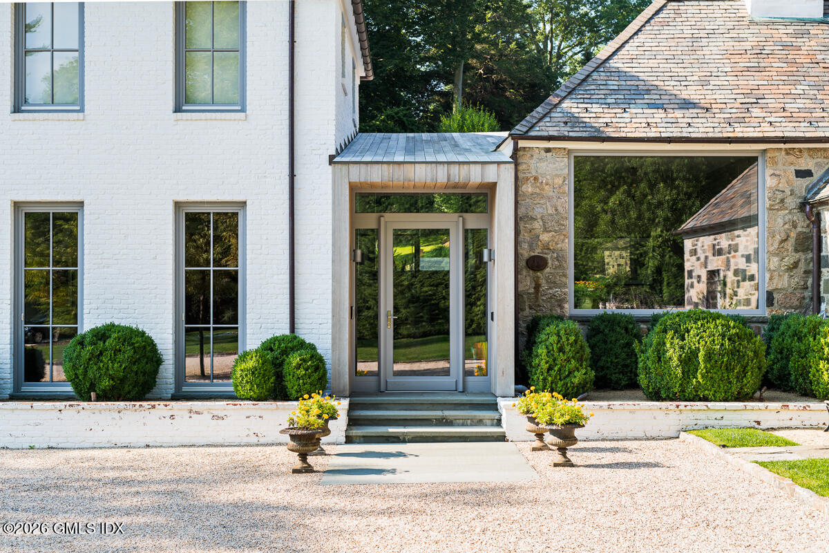 306 Round Hill Road Greenwich, CT 06831 - Photo 3 of 50 _DSC8844-Edit