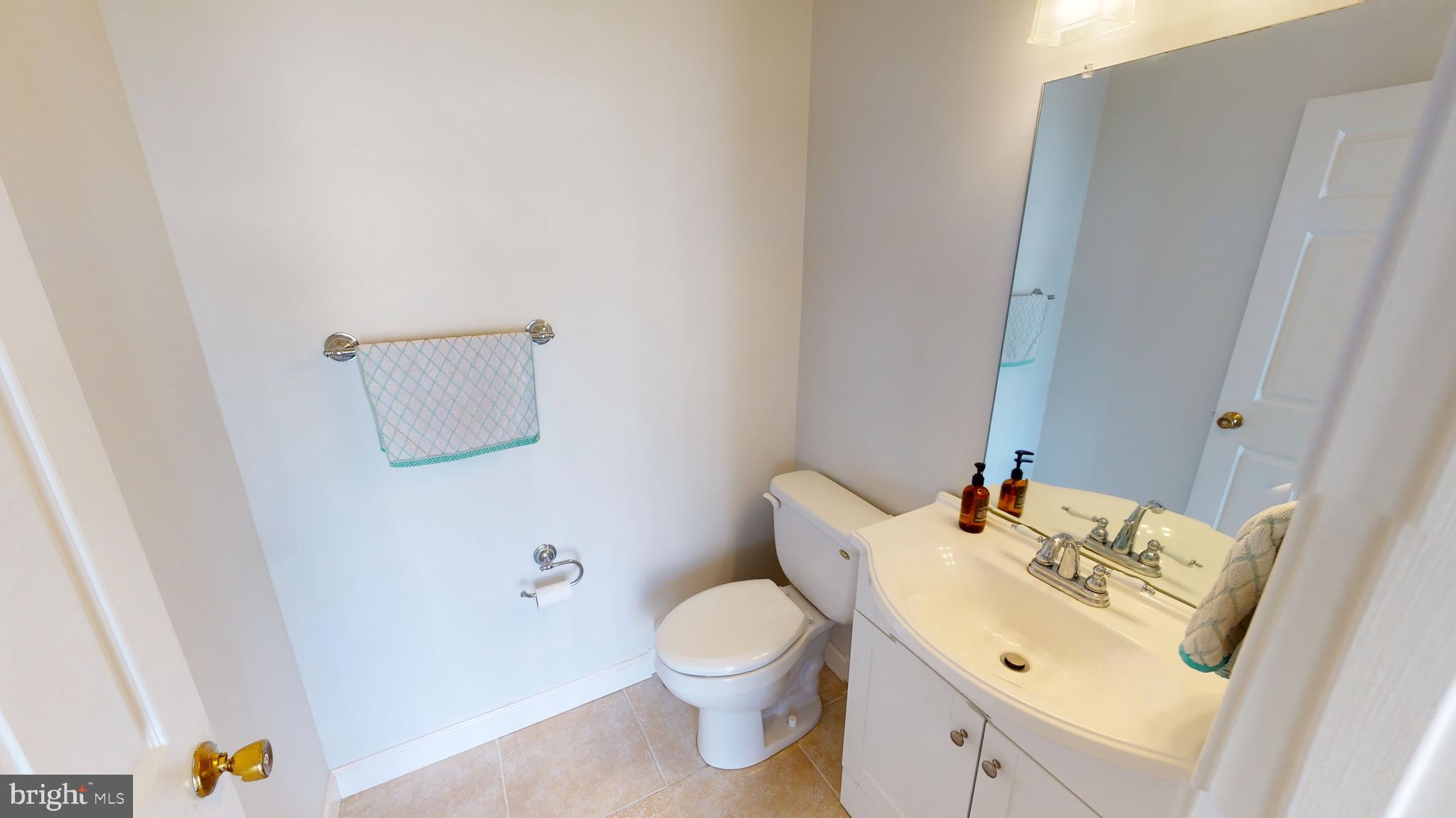 8704 Riverscape Court Odenton, MD 21113 - Photo 10 of 62 Half bath lower level
