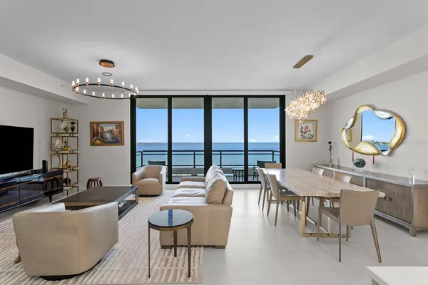 $2,299,900 | 2103 Bayshore Boulevard, Unit 605, Tampa, FL 33606