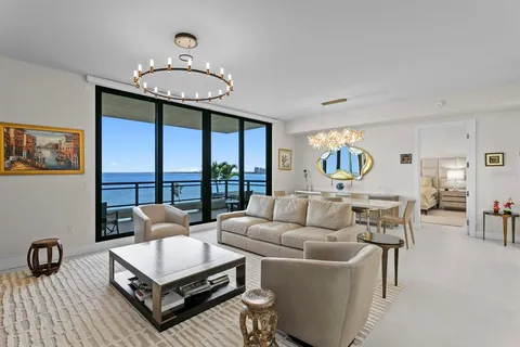 $2,299,900 | 2103 Bayshore Boulevard, Unit 605, Tampa, FL 33606