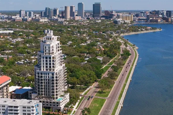 $2,299,900 | 2103 Bayshore Boulevard, Unit 605, Tampa, FL 33606