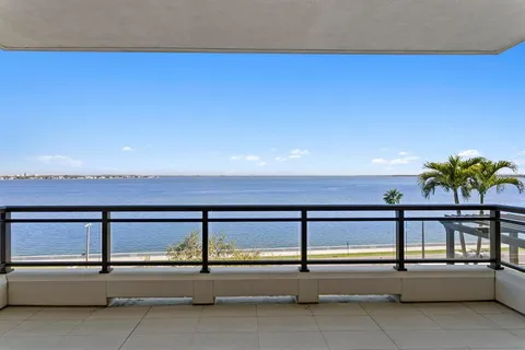$2,299,900 | 2103 Bayshore Boulevard, Unit 605, Tampa, FL 33606