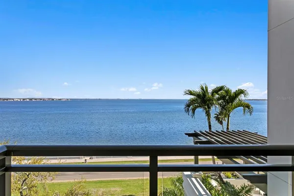 $2,299,900 | 2103 Bayshore Boulevard, Unit 605, Tampa, FL 33606