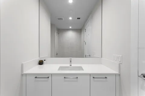 $2,299,900 | 2103 Bayshore Boulevard, Unit 605, Tampa, FL 33606