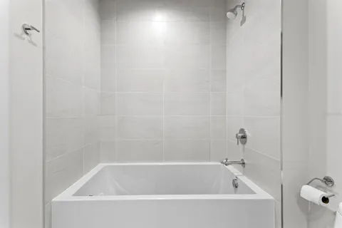 $2,299,900 | 2103 Bayshore Boulevard, Unit 605, Tampa, FL 33606