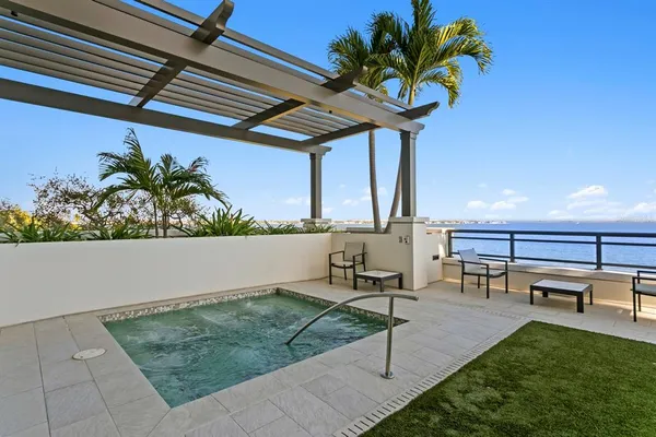 $2,299,900 | 2103 Bayshore Boulevard, Unit 605, Tampa, FL 33606