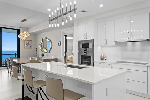 $2,299,900 | 2103 Bayshore Boulevard, Unit 605, Tampa, FL 33606