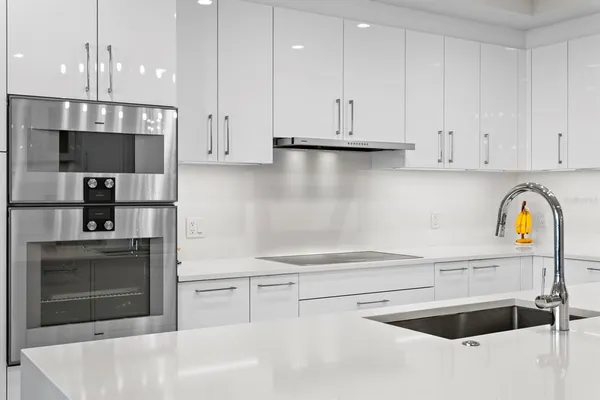 $2,299,900 | 2103 Bayshore Boulevard, Unit 605, Tampa, FL 33606