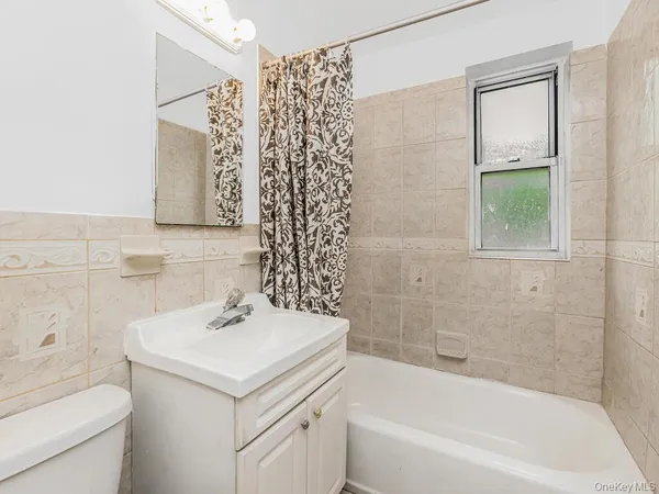 $274,900 | 144 Ravine Avenue, Unit 2C, Yonkers, NY 10701