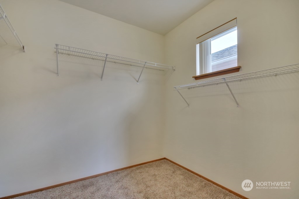 4010 East R Street Tacoma, WA 98404 - Photo 22 of 28 a view of a small space