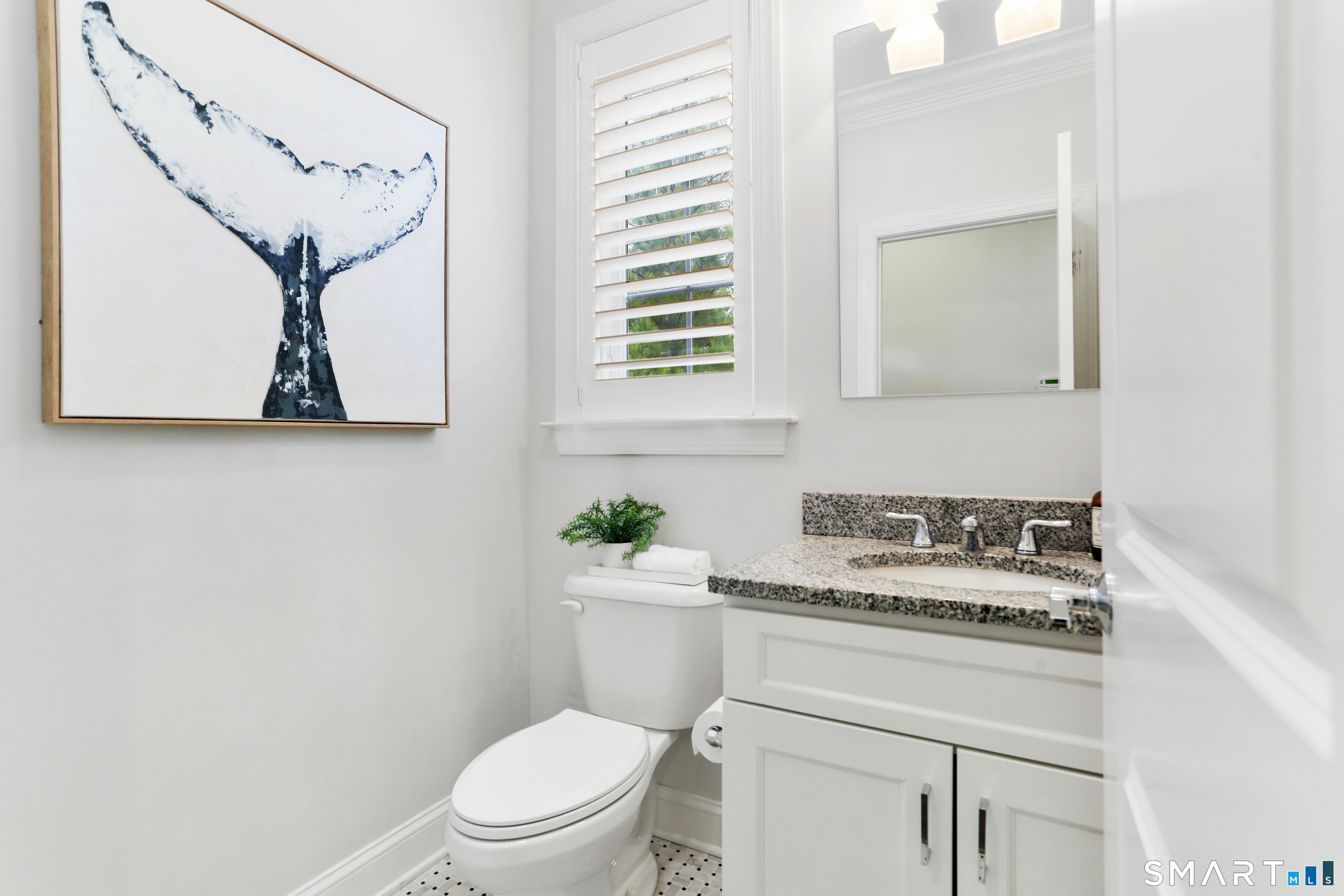 302 High Street Fairfield, CT 06824 - Photo 12 of 37