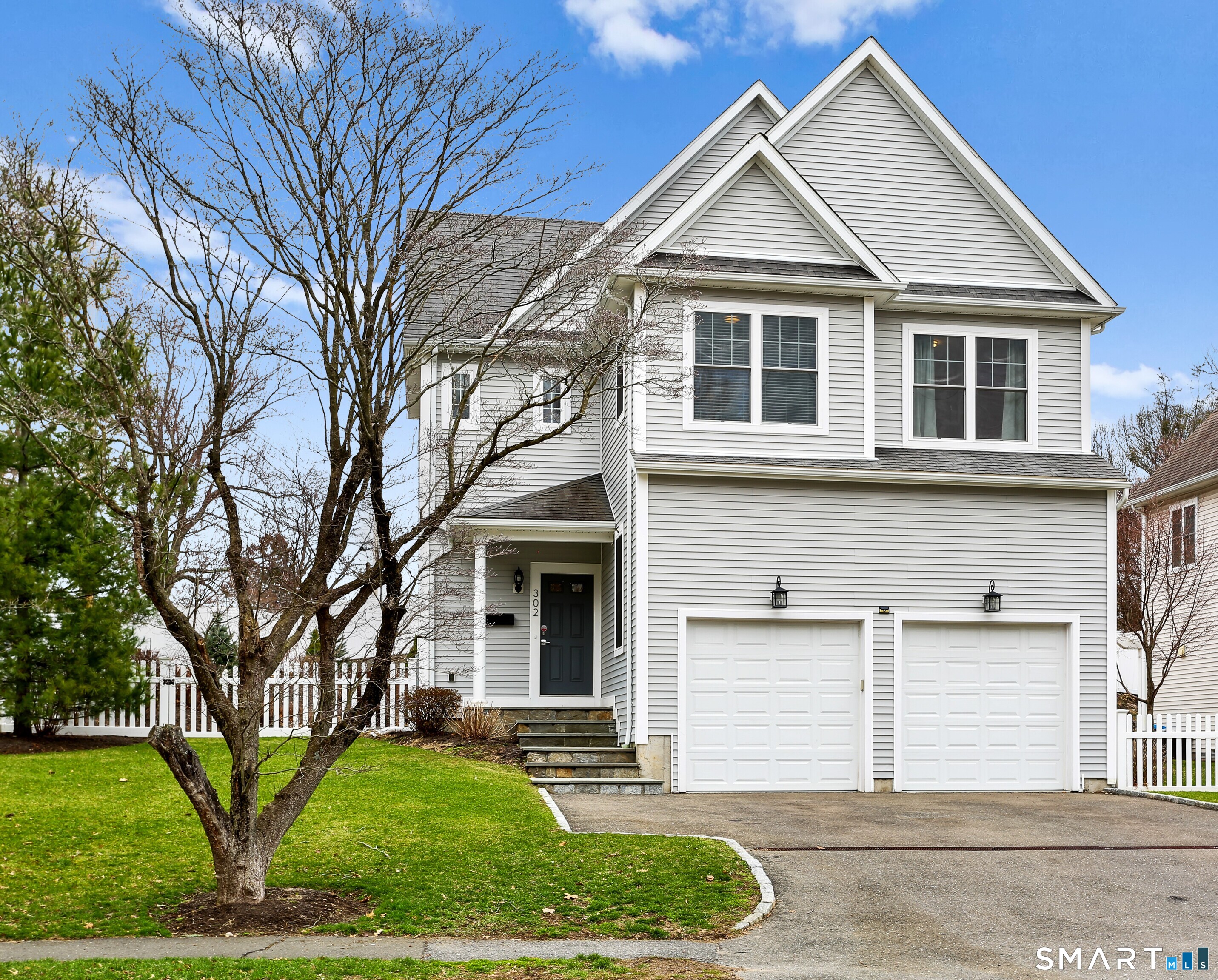 302 High Street Fairfield, CT 06824 - Photo 2 of 37