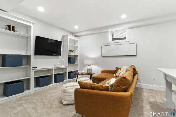 $1,150,000 | 302 High Street, Fairfield, CT 06824