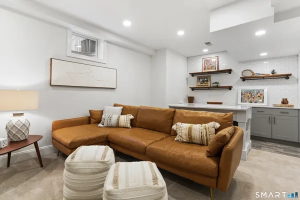 $1,150,000 | 302 High Street, Fairfield, CT 06824