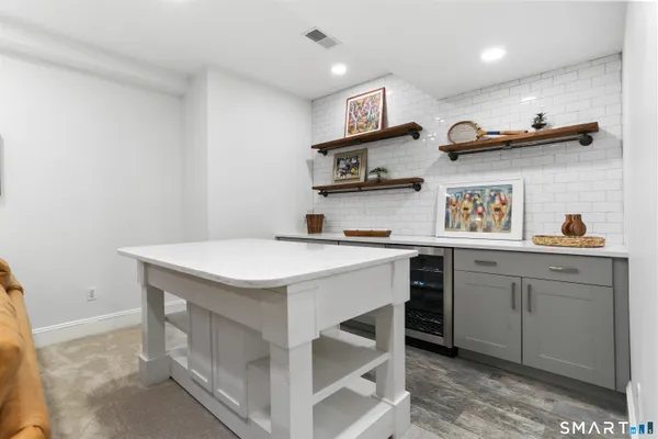 $1,150,000 | 302 High Street, Fairfield, CT 06824