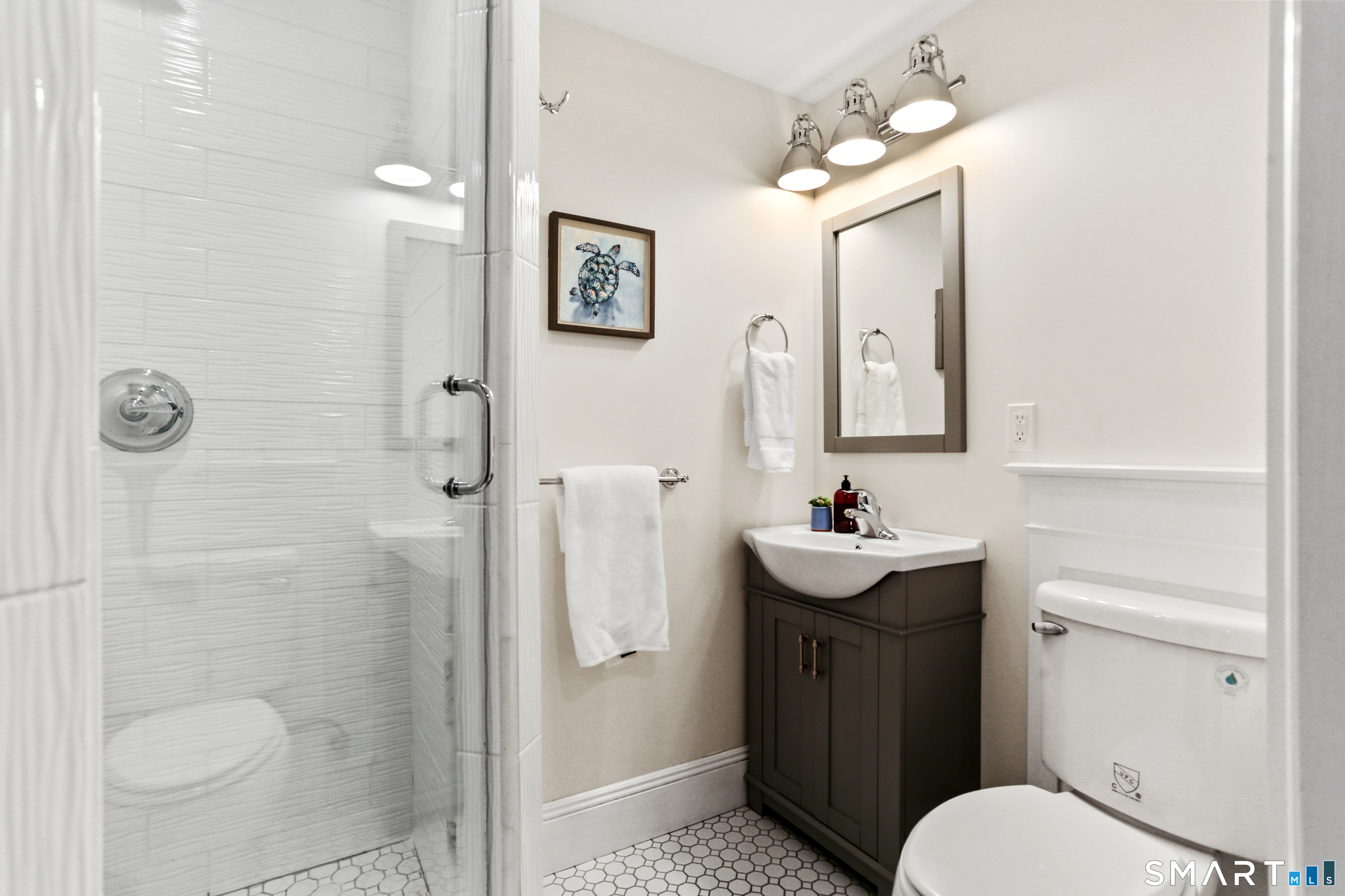 302 High Street Fairfield, CT 06824 - Photo 29 of 37