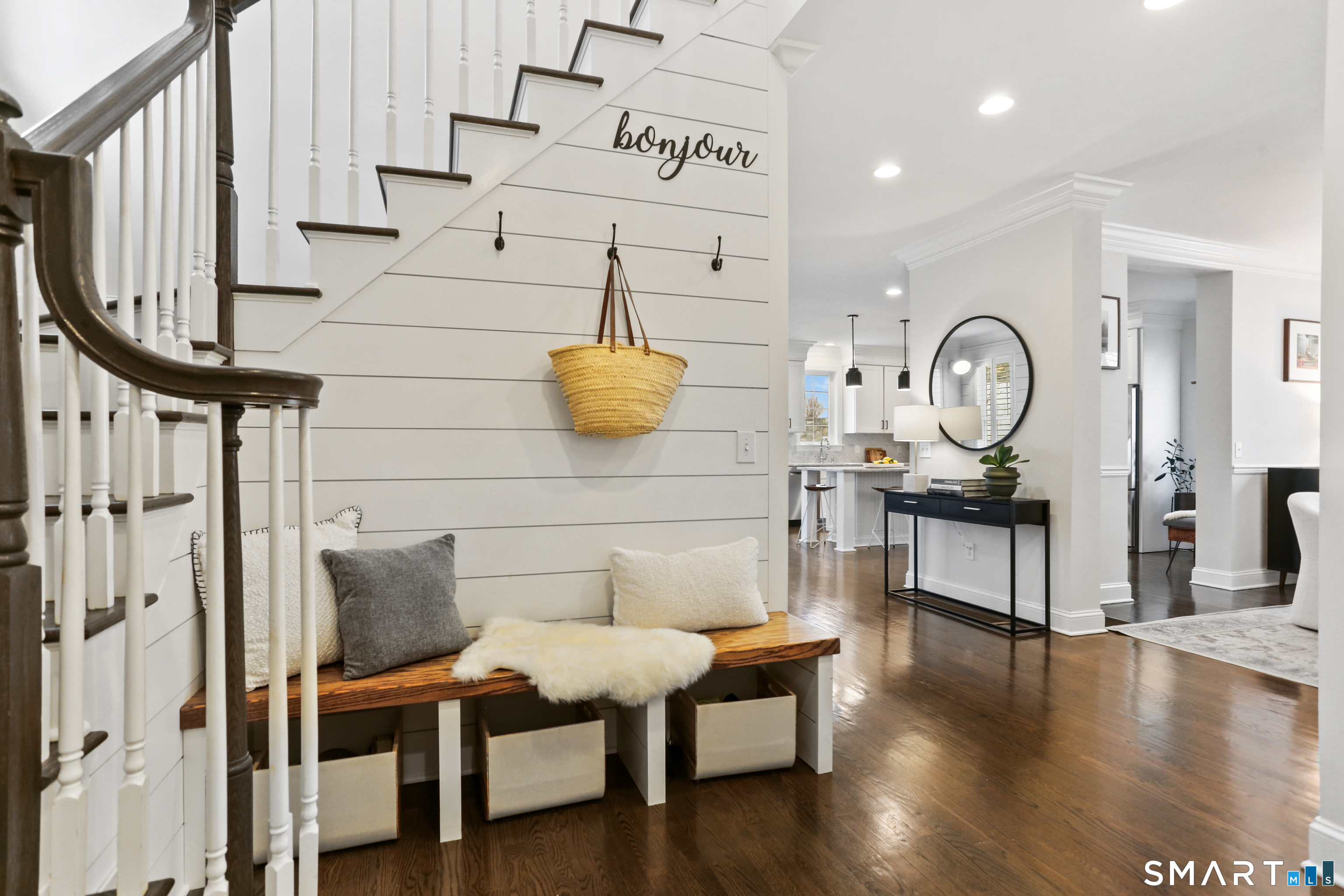 302 High Street Fairfield, CT 06824 - Photo 3 of 37