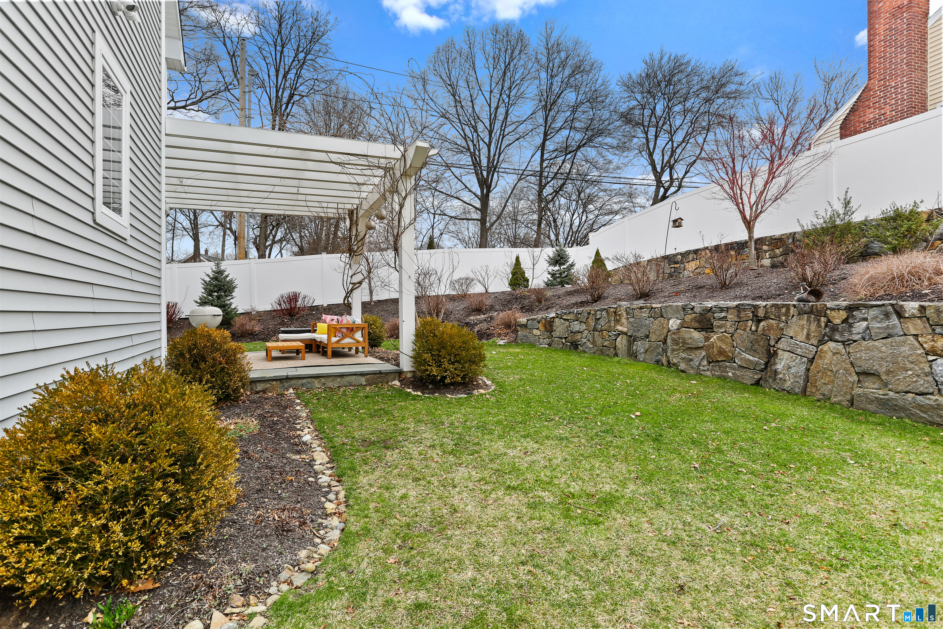 302 High Street Fairfield, CT 06824 - Photo 34 of 37