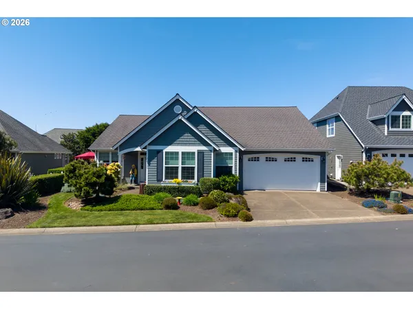 $899,000 | 5720 Southwest Arbor Drive, South Beach, OR 97366