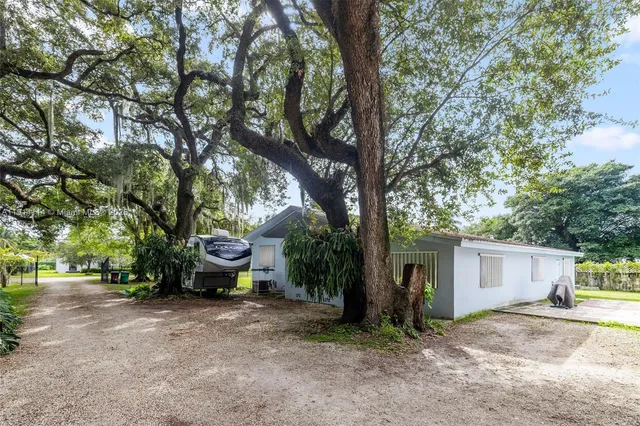 $1,200,000 | 535 Northwest 90th Street, Miami, FL 33150