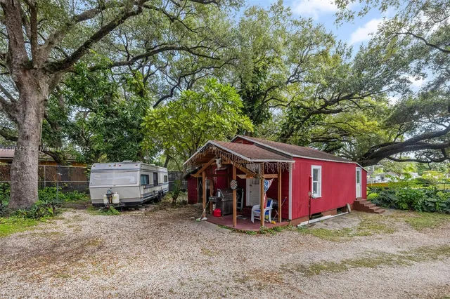 $1,200,000 | 535 Northwest 90th Street, Miami, FL 33150