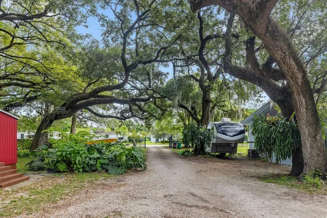 $1,200,000 | 535 Northwest 90th Street, Miami, FL 33150