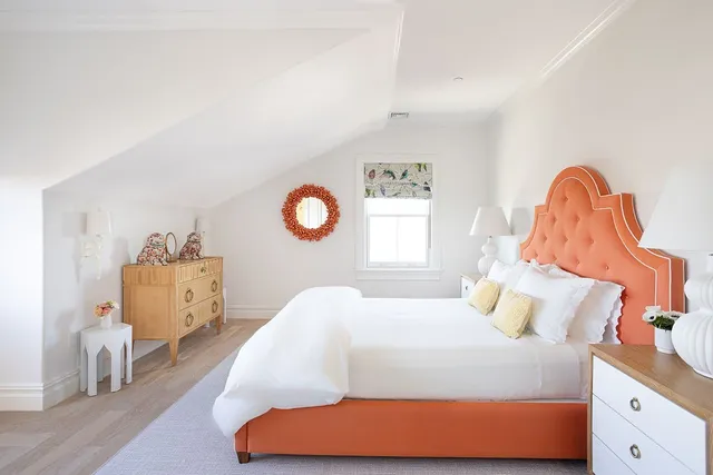 $2,000,000 | 78 Rhode Island Avenue, Unit 8, Newport, RI 02840