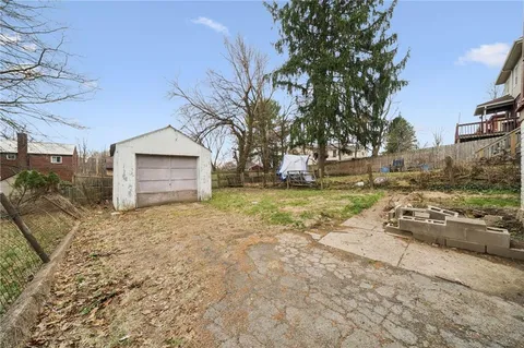 $174,900 | 617 Danbury Street, Pittsburgh, PA 15214