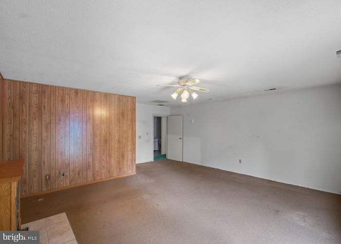 2409 Mary Place Fort Washington, MD 20744 - Photo 7 of 18 an empty room with a view