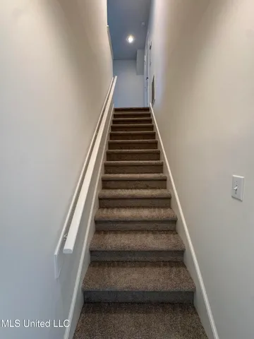 $317,900 | 2740 Blue Ridge Cove, Southaven, MS 38672