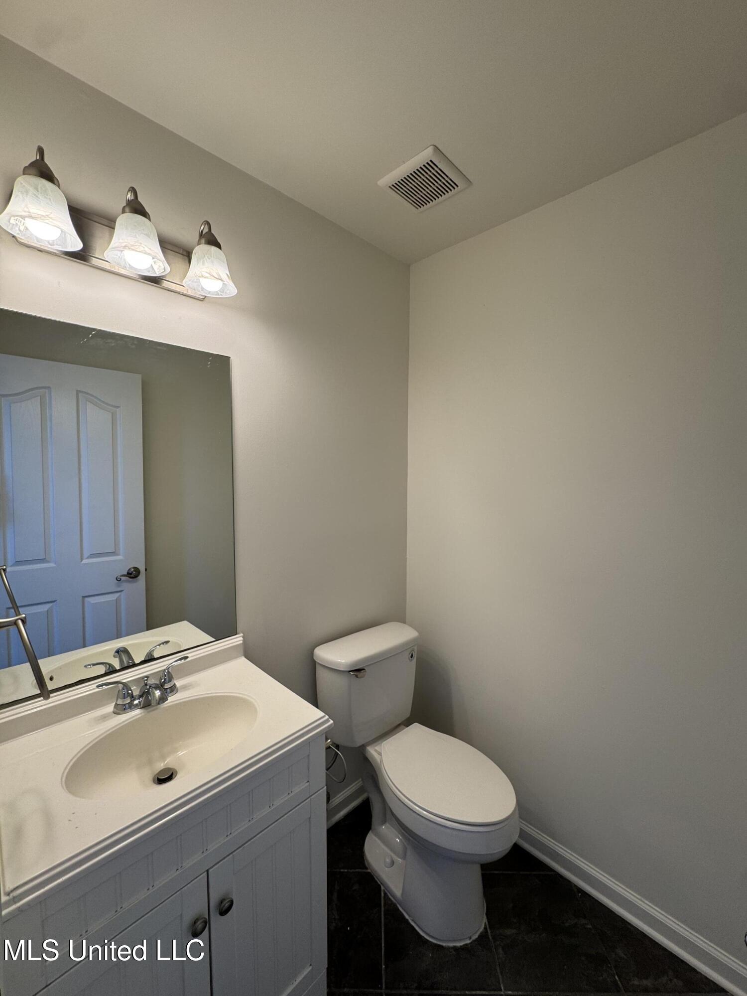 2740 Blue Ridge Cove Southaven, MS 38672 - Photo 26 of 26 Photo Sep 30 2025, 11 58 59 AM