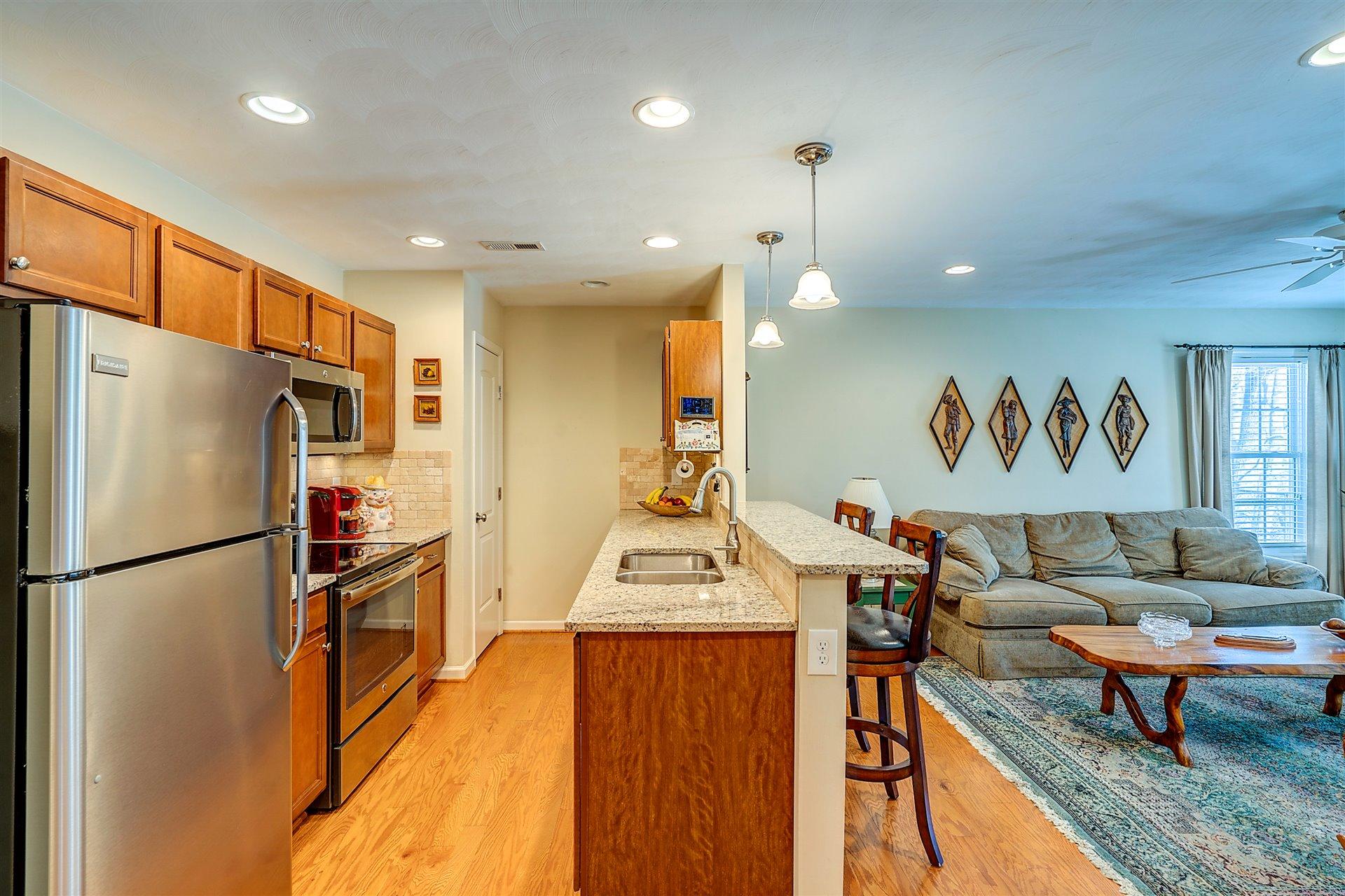 1114 Kessler Mill Road Salem, VA 24153 - Photo 11 of 28 13-DSC00086_87_88_89_90