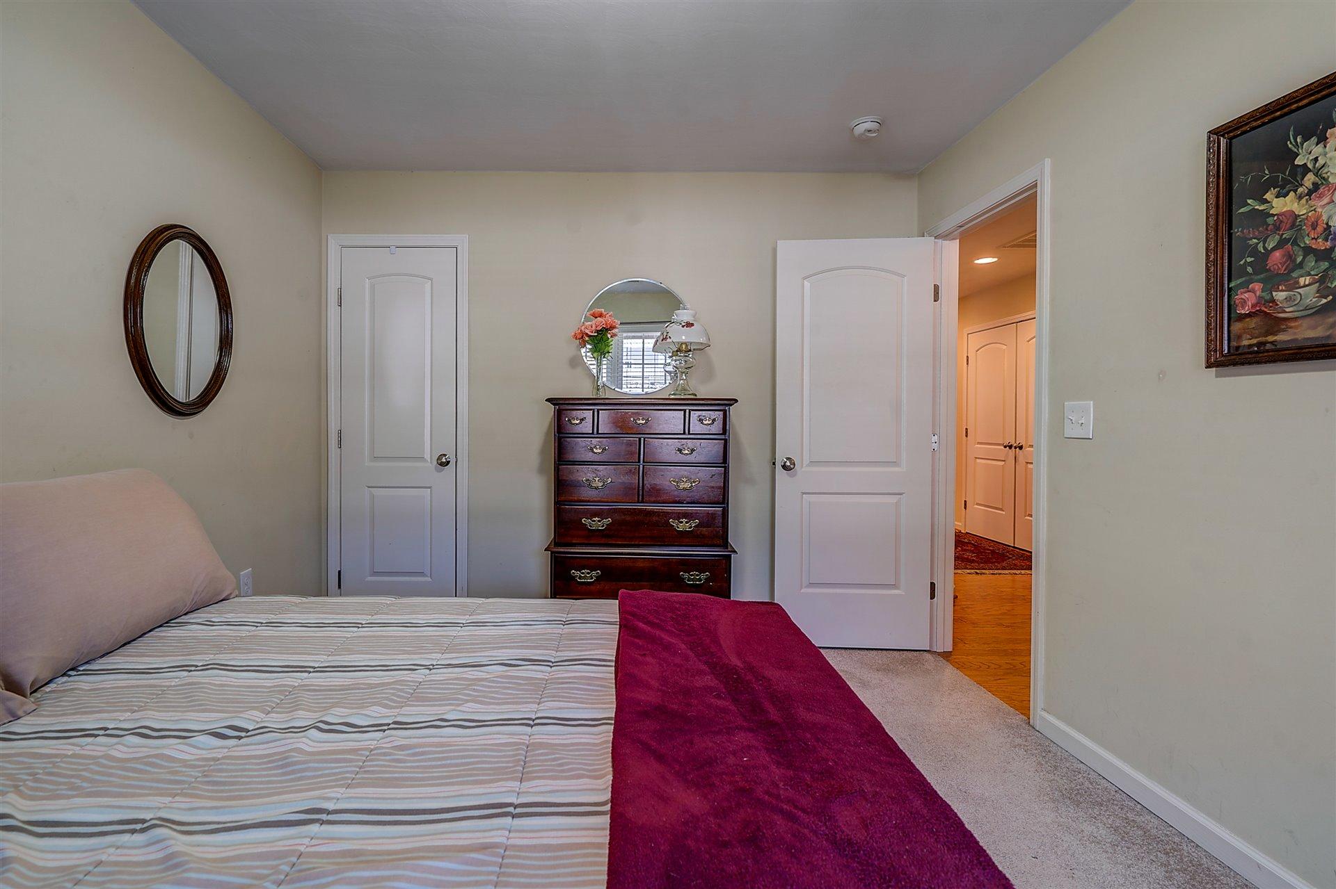 1114 Kessler Mill Road Salem, VA 24153 - Photo 17 of 28 07-DSC00046_47_48_49_50