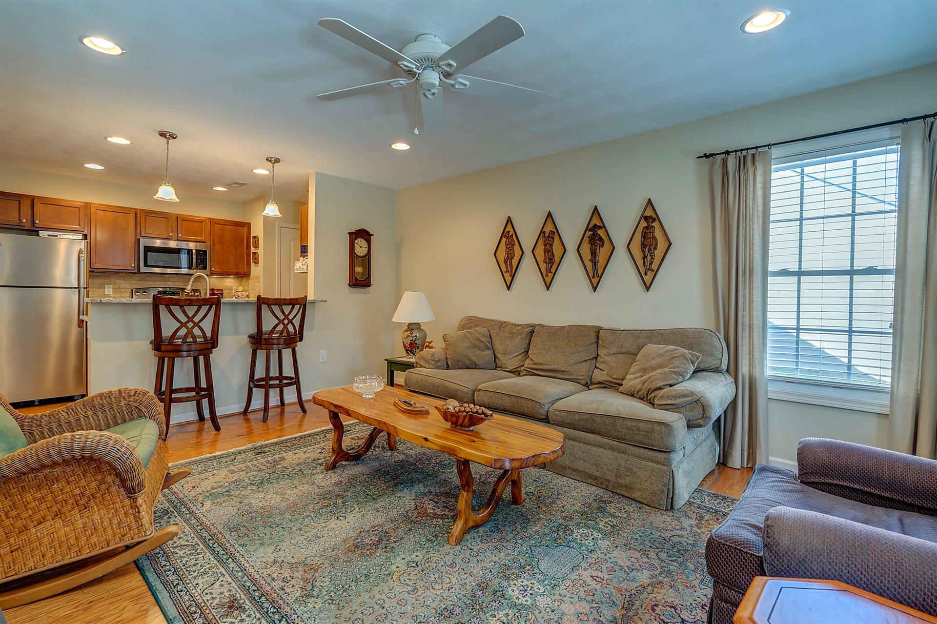 1114 Kessler Mill Road Salem, VA 24153 - Photo 8 of 28 20-DSC00121_2_3_4_5