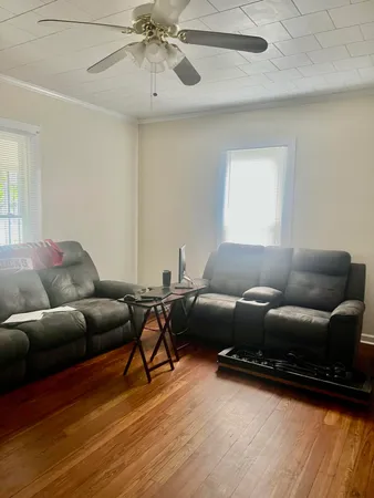 $1,750 | 102 West 8th Street, Chickamauga, GA 30707