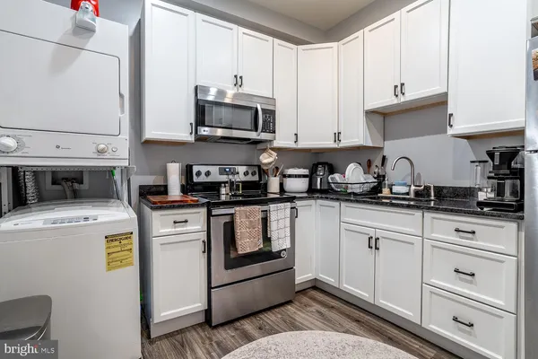 $1,600 | 116 South Fellowship Road, Maple Shade, NJ 08052