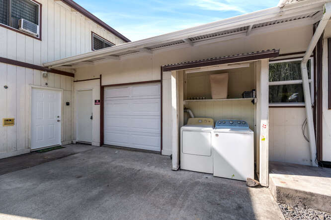75-164 Lunapule Road Kailua-Kona, HI 96740 - Photo 20 of 27 a utility room with dryer and washer