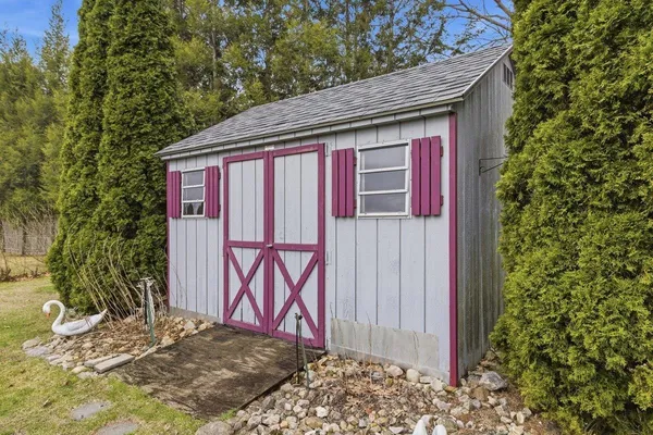 $259,000 | 1808 East Road, Bennington, VT 05201