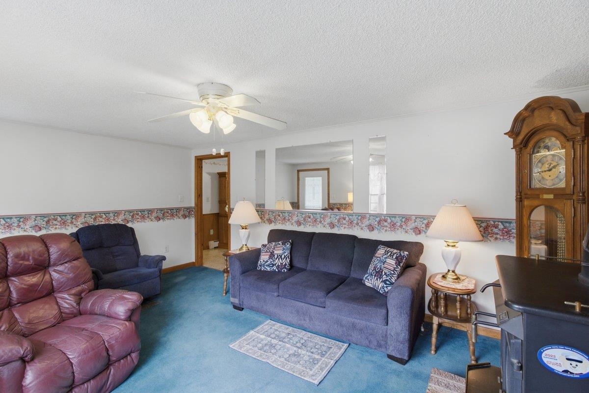 1808 East Road Bennington, VT 05201 - Photo 4 of 34