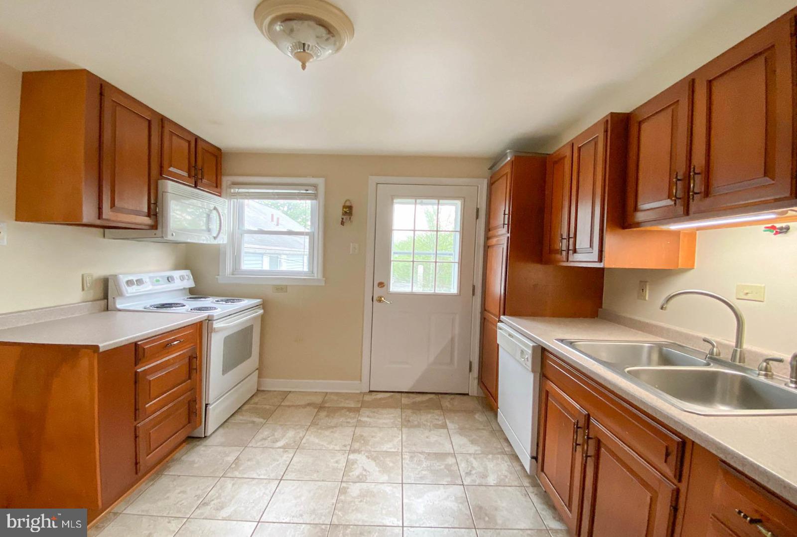 101 East Broad Street Reading, PA 19607 - Photo 6 of 28